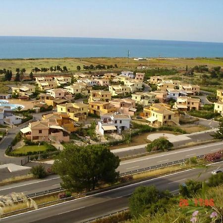 Mare Luna Village Campofelice Di Roccella Bagian luar foto